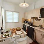 Apartman Modern Gem 200m From Beaches With Balcony, Ac And Tram